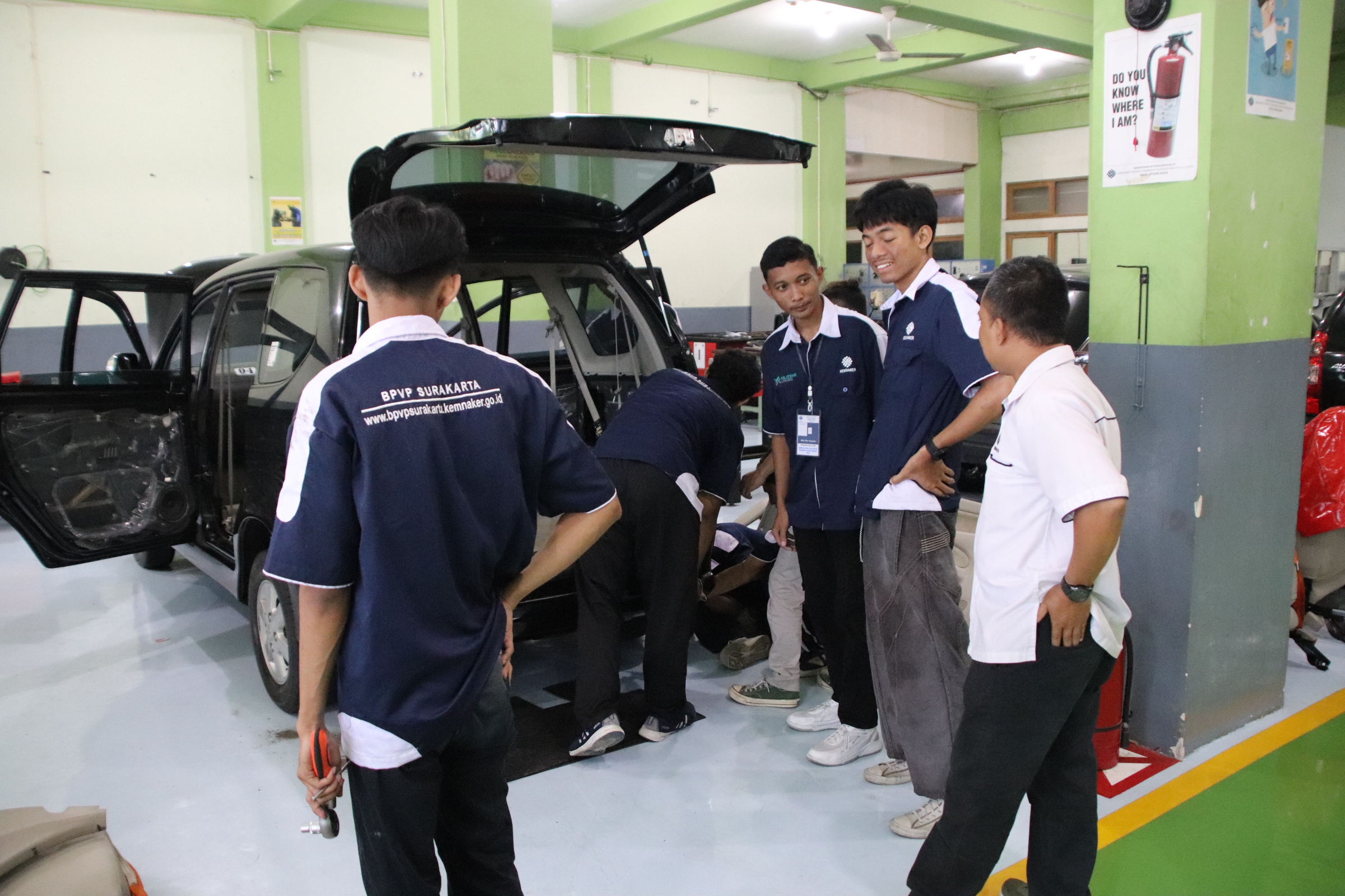 Perbaikan Bodi Kendaraan Ringan